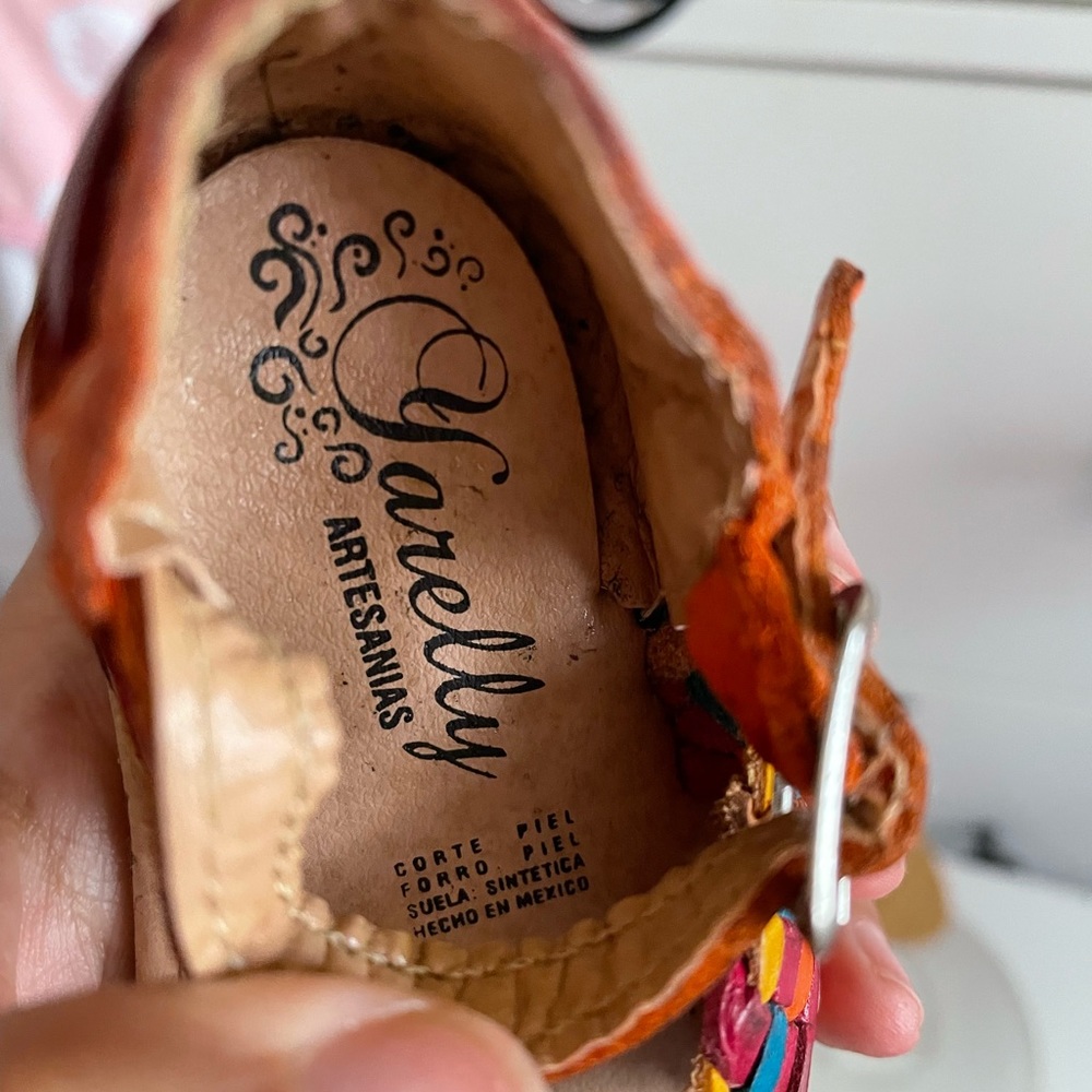 Authentic Huaraches - Picture 4 of 9